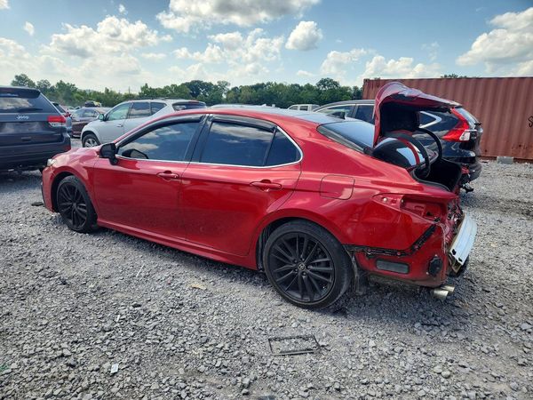 2022 TOYOTA CAMRY XSE