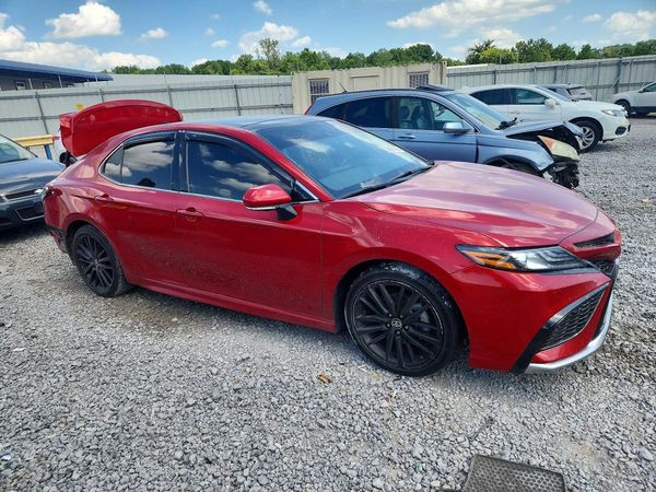 2022 TOYOTA CAMRY XSE