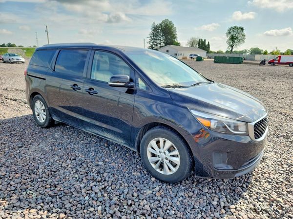 2018 KIA SEDONA LX