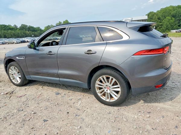 2017 JAGUAR F-PACE Prestige — DSRA