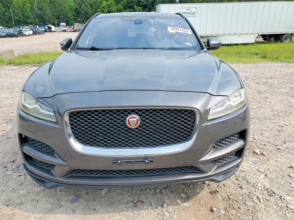 2017 JAGUAR F-PACE Prestige — DIRF