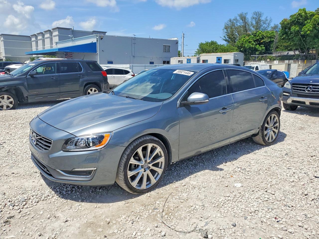 2018 VOLVO S60