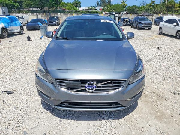 2018 VOLVO S60