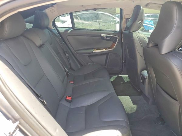 2018 VOLVO S60