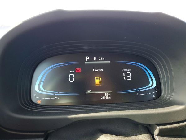 2023 HYUNDAI VENUE SEL, Limited