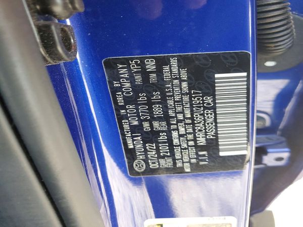 2023 HYUNDAI VENUE SEL, Limited