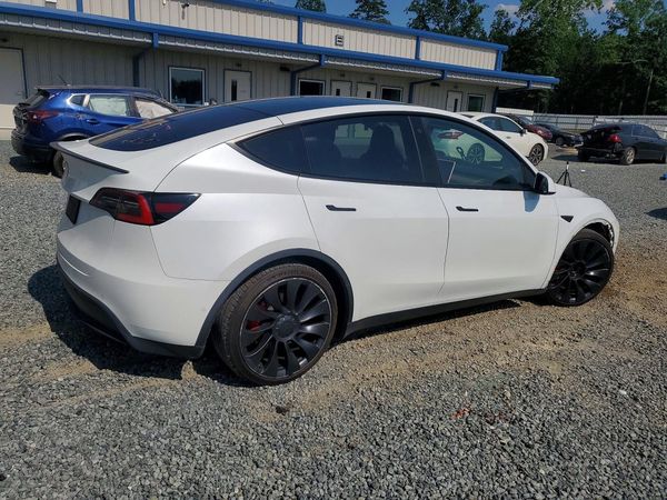 2020 TESLA MODEL Y