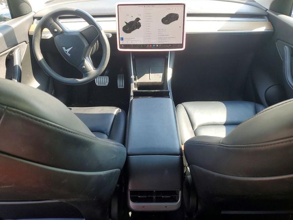 2020 TESLA MODEL Y