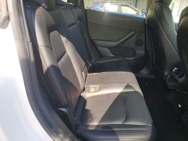 2020 TESLA MODEL Y