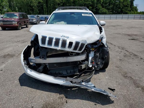 2019 JEEP CHEROKEE LATITUDE FWD