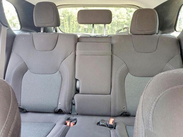 2019 JEEP CHEROKEE LATITUDE FWD