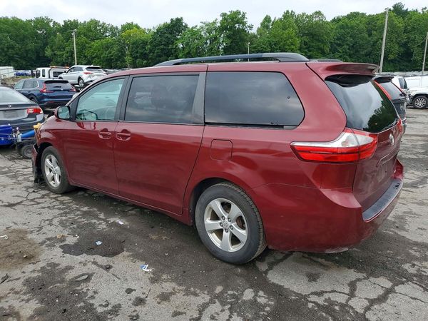 2015 TOYOTA SIENNA