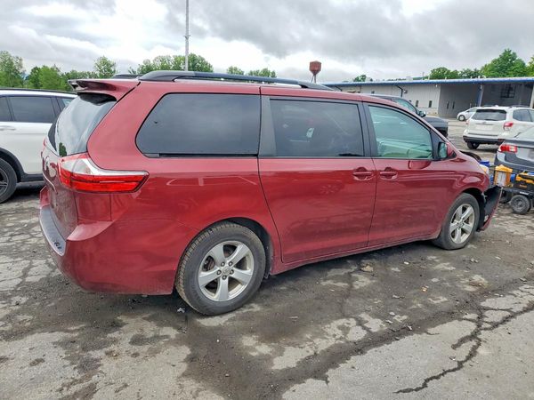 2015 TOYOTA SIENNA