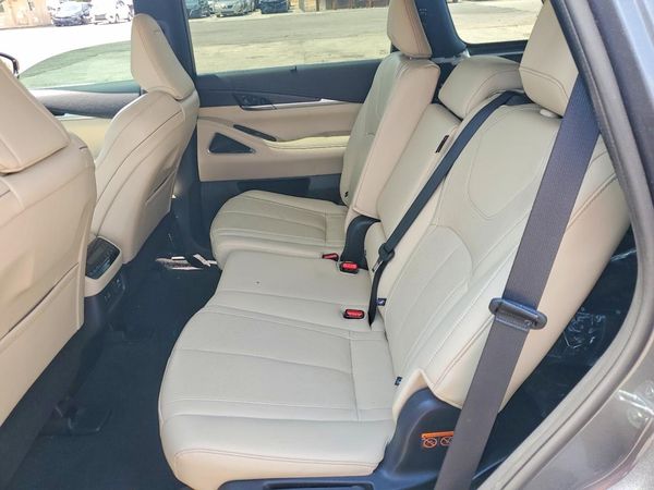 2023 INFINITI QX60 Sensory