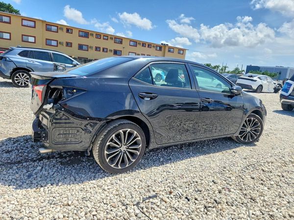 2016 TOYOTA COROLLA