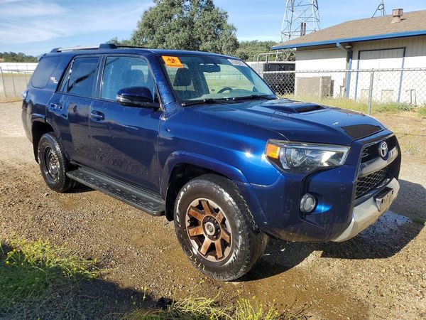 2017 TOYOTA 4RUNNER