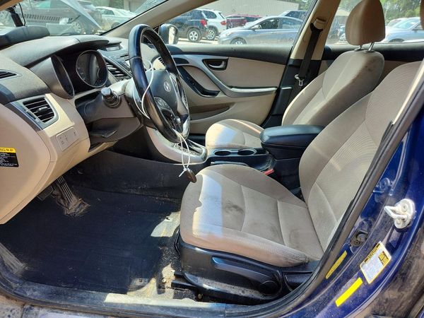 2016 HYUNDAI ELANTRA