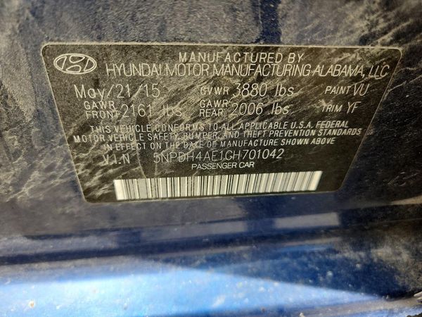 2016 HYUNDAI ELANTRA