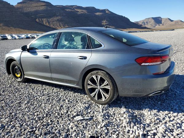 2021 VOLKSWAGEN PASSAT