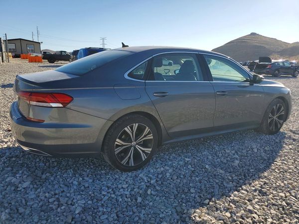 2021 VOLKSWAGEN PASSAT