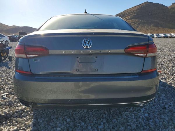 2021 VOLKSWAGEN PASSAT