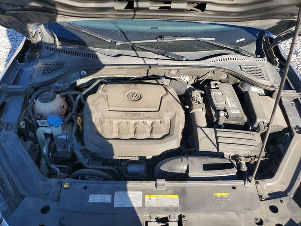 2021 VOLKSWAGEN PASSAT
