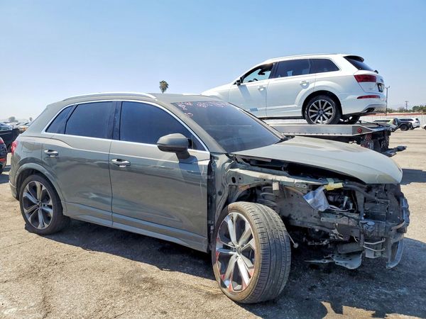 2021 AUDI Q3