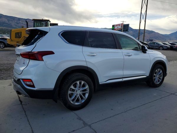 2019 HYUNDAI SANTA FE SE