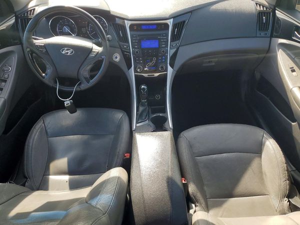 2012 HYUNDAI SONATA