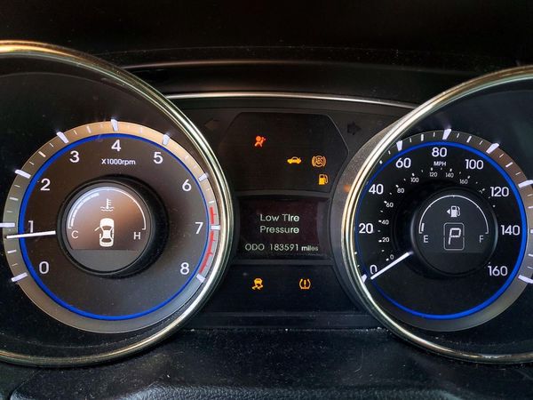 2012 HYUNDAI SONATA