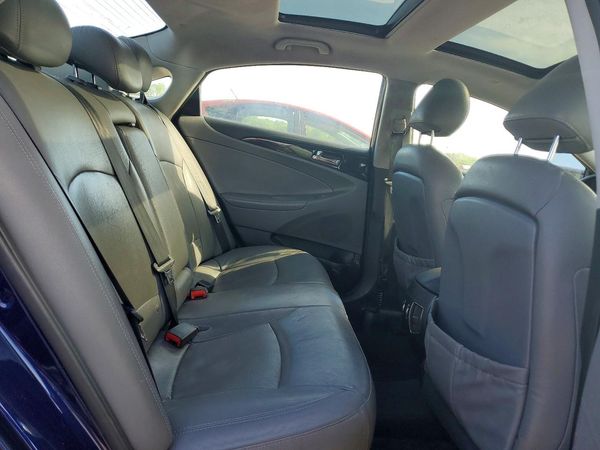 2012 HYUNDAI SONATA