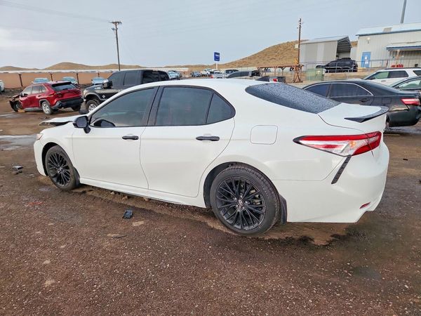 2020 TOYOTA CAMRY