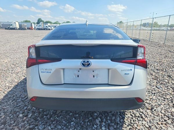 2022 TOYOTA PRIUS