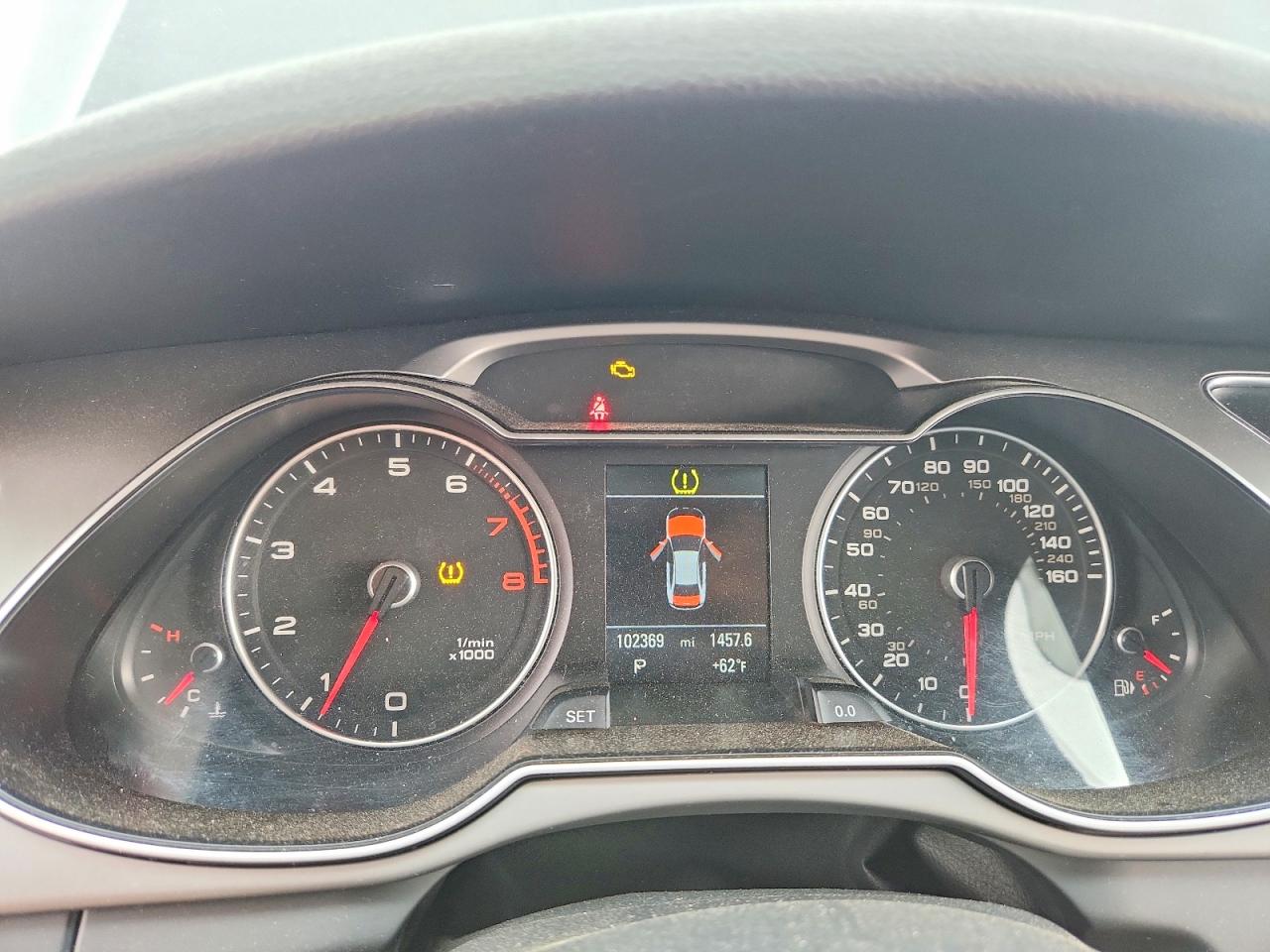 2015 AUDI A4 quattro Premium Plus