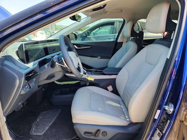 2024 KIA EV6 Light, Wind