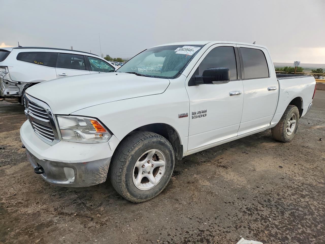 2013 RAM 1500 SLT CREW CAB 4X4