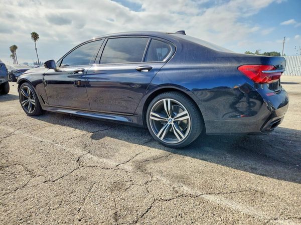2018 BMW 740