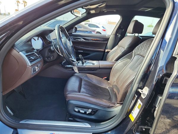 2018 BMW 740