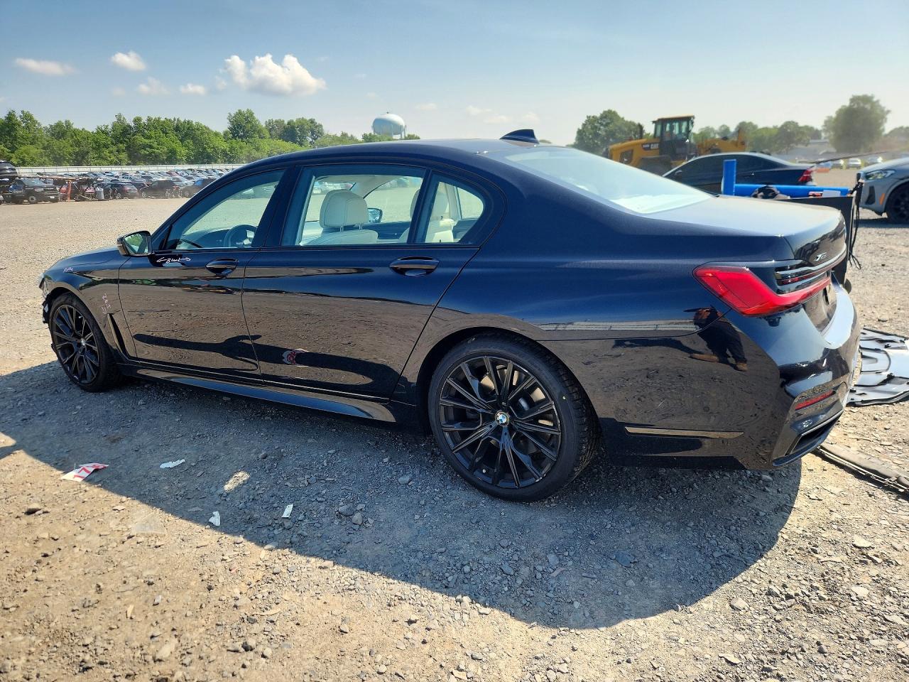 2021 BMW 750 xDrive