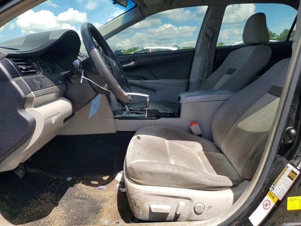 2014 TOYOTA CAMRY