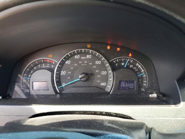2014 TOYOTA CAMRY