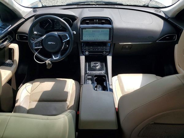 2020 JAGUAR F-PACE Prestige