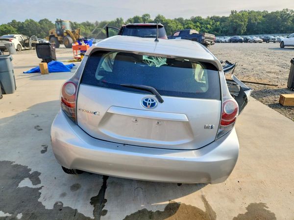 2014 TOYOTA PRIUS — DIRR