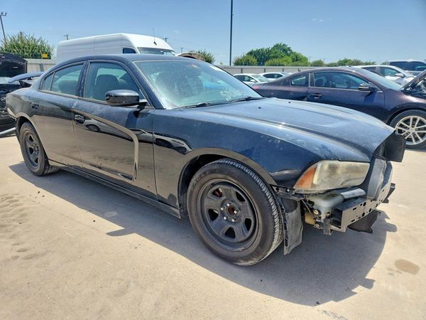 2013 DODGE CHARGER SE