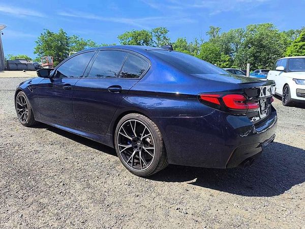 2023 BMW M5