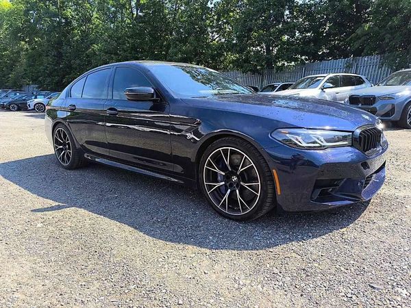 2023 BMW M5