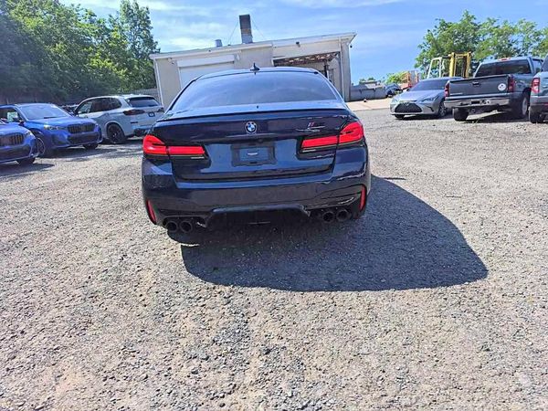 2023 BMW M5