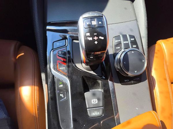 2023 BMW M5