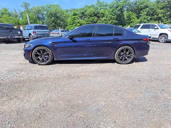 2023 BMW M5