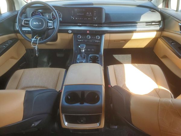 2024 KIA CARNIVAL LX, LX Seat Package